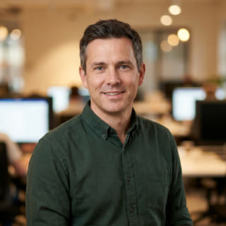Daniel Carter, registrert som teknologidirektør hos Klar Sparelse, i et profilbilde